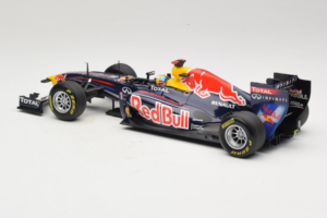 Red Bull RB7 Renault #1 S. Vettel Red Bull Racing World Champion 2011 Minichamps 1:18 110110001 Metall – Bild 5 von 6