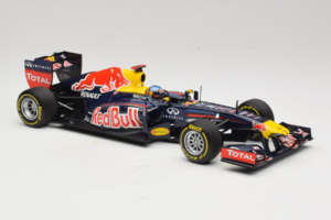 Red Bull RB8 Renault #1 S. Vettel Red Bull Racing Showcar 2012 Minichamps 1:18 110120071 Metall – Bild 4 von 7