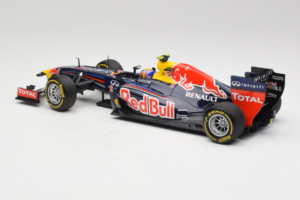 Red Bull RB8 Renault #2 M. Webber Red Bull Racing Showcar 2012 Minichamps 1:18 110120072 Metall – Bild 5 von 7