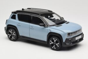 Renault 4 E-Tech Electric Cloud Blue Norev 1:18 185521 Metall – Bild 6 von 8