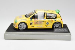 Renault Clio Sport #2 E. Rangoni Renault Clio Trophy Winner 2000 Universal Hobbies 1:18 7711218616 Metall – Bild 3 von 6