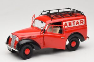 Renault Juvaquatre Utilitaire Rot Solido 1:18 8424 Metall – Bild 2 von 8