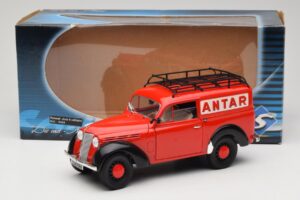 Renault Juvaquatre Utilitaire Rot Solido 1:18 8424 Metall – Bild 8 von 8