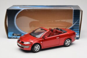 Renault Megane Mk1 CC Rot Solido 1:18 8152 Metall – Bild 8 von 8