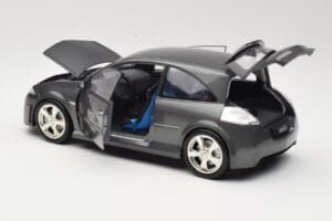Renault Megane Mk2 RS Vampire Grey Norev 1:18 185101 Metall – Bild 5 von 8