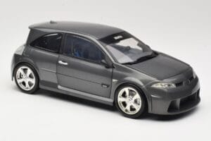 Renault Megane Mk2 RS Vampire Grey Norev 1:18 185101 Metall – Bild 6 von 8
