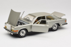 Rolls-Royce Camargue Silber Diamond Edition Bburago 1:18 3001-M3 Metall – Bild 2 von 8