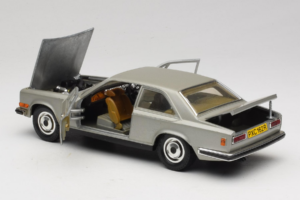 Rolls-Royce Camargue Silber Diamond Edition Bburago 1:18 3001-M3 Metall – Bild 5 von 8