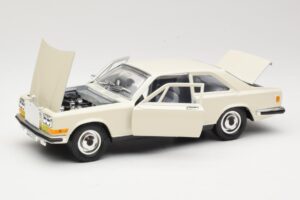 Rolls-Royce Camargue Weiss Bburago 1:22 3001-M1 Metall – Bild 3 von 8