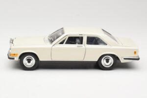 Rolls-Royce Camargue Weiss Bburago 1:22 3001-M1 Metall – Bild 4 von 8