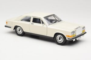 Rolls-Royce Camargue Weiss Bburago 1:22 3001-M1 Metall – Bild 6 von 8