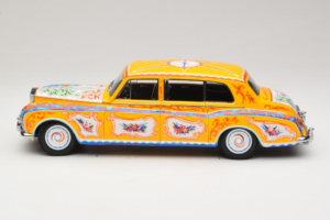 Rolls-Royce Phantom V John Lennon Paragon 1:18 PA-92121 Metall – Bild 4 von 8