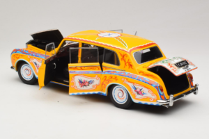 Rolls-Royce Phantom V John Lennon Paragon 1:18 PA-92121 Metall – Bild 5 von 8