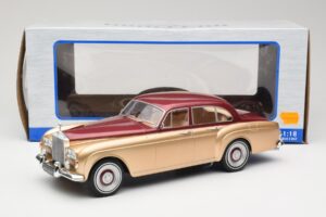 Rolls-Royce Silver Cloud III Flying Spur H.J. Mulliner Rot & Gold MCG 1:18 MCG18132 Metall – Bild 6 von 6