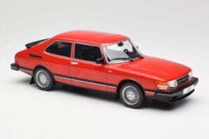 Saab 900 GL Rot MCG 1:18 MCG18340 Metall – Bild 2 von 6