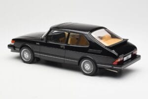 Saab 900 Turbo Schwarz MCG 1:18 MCG18338 Metall – Bild 5 von 6