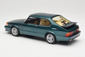 Saab 900 Turbo T16 Airflow Eucalyptus Green DNA 1:18 DNA000095 Metall – Bild 5 von 6
