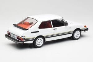 Saab 900 Turbo Weiss MCG 1:18 MCG18339 Metall – Bild 2 von 6