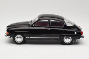 Saab 96 V4 Schwarz MCG 1:18 MCG18063 Metall – Bild 3 von 6