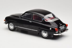 Saab 96 V4 Schwarz MCG 1:18 MCG18063 Metall – Bild 5 von 6