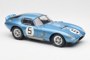 Shelby Cobra Daytona Coupe #5 D. Gurney / B. Bondurant 24 Hours of Le Mans 1964 Exoto 1:18 135190555498 Metall – Bild 6 von 8