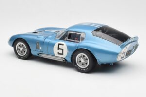 Shelby Cobra Daytona Coupe #5 D. Gurney / B. Bondurant 24 Hours of Le Mans 1964 Exoto 1:18 135190555498 Metall – Bild 7 von 8