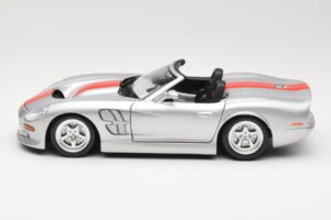 Shelby Series 1 Silber Bburago 1:18 3323 Metall – Bild 4 von 8