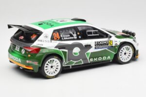 Skoda Fabia Rally2 #24 N. Gryazin / K. Aleksandrov Rally Monte Carlo 2023 IXO 1:18 18RMC155B Metall – Bild 2 von 6