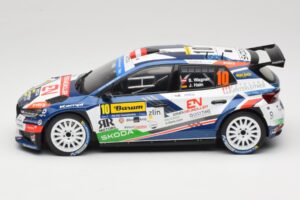 Skoda Fabia Rally2 #10 S. Wagner / G. Winter Barum Czech Rally Zlín 2024 IXO 1:18 18RMC221 Metall – Bild 3 von 6