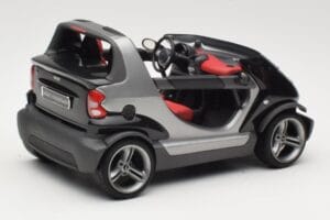 Smart Crossblade 450 Schwarz Minichamps 1:18 0013440V001C02Q00 Metall – Bild 3 von 8