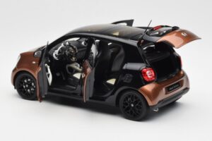 Smart Forfour W453 Schwarz Hazel Braun Norev 1:18 B66960299 Metall – Bild 5 von 8