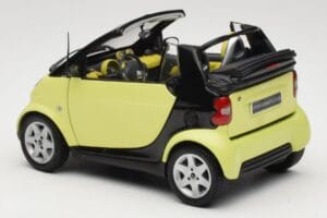 Smart Fortwo 450 Cabrio Gelb Minichamps 1:18 0012889V001C49Q00 Metall – Bild 7 von 8