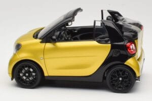Smart Fortwo 453 Cabriolet Schwarz Und Gelb Norev 1:18 B66960289 Metall – Bild 4 von 8