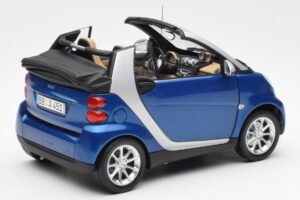 Smart Fortwo W451 Cabrio Blau Silber Minichamps 1:18 Q0022565V001C80Q00 Metall – Bild 3 von 8