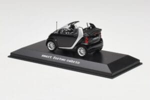 Smart Fortwo Cabrio Tief Schwarz Minichamps 1:43 Q0022561V001C18Q00 Metall – Bild 3 von 4