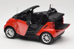 Smart Fortwo W451 Cabrio Rot Schwarz Minichamps 1:18 150036333 Metall – Bild 5 von 8