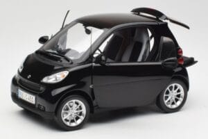 Smart Fortwo Coupe W451 Deep Schwarz Minichamps 1:18 Q0022563V001C02Q00 Metall – Bild 2 von 8
