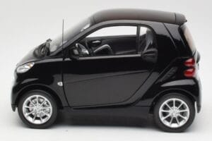 Smart Fortwo Coupe W451 Deep Schwarz Minichamps 1:18 Q0022563V001C02Q00 Metall – Bild 4 von 8