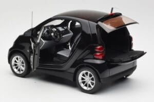 Smart Fortwo Coupe W451 Deep Schwarz Minichamps 1:18 Q0022563V001C02Q00 Metall – Bild 5 von 8