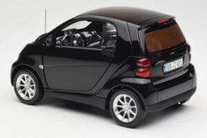 Smart Fortwo Coupe W451 Deep Schwarz Minichamps 1:18 Q0022563V001C02Q00 Metall – Bild 7 von 8