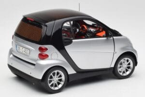 Smart Fortwo Coupe W451 Silber & Schwarz Minichamps 1:18 Q0022528V001C75Q00 Metall – Bild 3 von 8