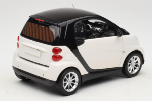Smart Fortwo 451 Coupe Weiss Schwarz Minichamps 1:18 150036302 Metall – Bild 3 von 8
