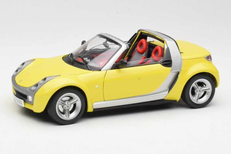 Smart Roadster 452 Gelb Bburago 1:18 34099-M2 Metall