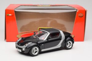 Smart Roadster Schwarz Bburago 1:18 34099-M1 Metall – Bild 8 von 8