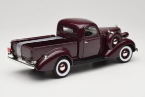 Studebaker Coupe Express Pickup Braun American Mint 1:18 92458-R1 Metall – Bild 3 von 8