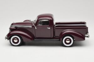 Studebaker Coupe Express Pickup Braun American Mint 1:18 92458-R1 Metall – Bild 4 von 8