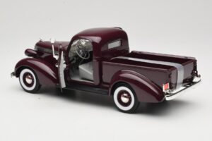 Studebaker Coupe Express Pickup Braun American Mint 1:18 92458-R1 Metall – Bild 5 von 8
