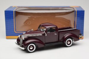 Studebaker Coupe Express Pickup Braun American Mint 1:18 92458-R1 Metall – Bild 8 von 8