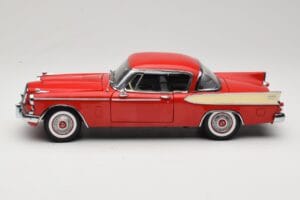 Studebaker Golden Hawk Apache Red Motor City 1:18 80009 Metall – Bild 4 von 8