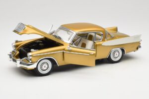 Studebaker Golden Hawk Anson 1:18 30384 Metall – Bild 2 von 8